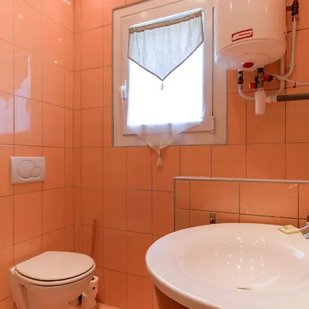 Select'sohome - Pour 2 Personnes Sur La Du Lavandou Avec Parking Prive ! - Fregate-04 Apartment
